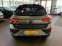 Volkswagen T-Roc 2.0 TSI 4Motion R 300PK | Panoramadak | Akraprovic | Beats | Keyless | Lederen bekleding | Adaptieve cruise control | Lane assist | Achteruitrijcamera | Dodehoeksdetectie | Adaptief onderstel | Apple carplay | Stoelverwarming | Elek. kofferklep
