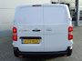 Opel Vivaro-e Electric EV 75 kWh 136pk L3 I SOH 98% | Airconditioning | Navigatie via app | Bijrijdersbank | Onboard lader 11Kw - 3 fase | Geïsoleerde comfort scheidingswand | Surround View pakket