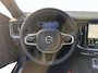 Volvo V60 2.0 T8 Plug-in hybrid AWD Plus Dark | Trekhaak | Panoramadak | Memory |