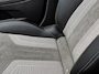 Peugeot e-2008 EV GT Pack 50 kWh SOH 90,06% GT | Panoramadak | Adaptive Cruise | Navigatie | Camera | Stoelverwarming | Keyless | Apple CarPlay YP