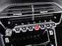 Peugeot e-2008 EV GT Pack 50 kWh SOH 90,06% GT | Panoramadak | Adaptive Cruise | Navigatie | Camera | Stoelverwarming | Keyless | Apple CarPlay YP