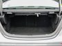 Mercedes-Benz E-klasse 220 d 220 d Ambition | Leder | HUD | Widescreen | Trekhaak | Camera | Stoelverwarming | LED | Sfeerverlichting | Apple Carplay/Android Auto | 19"