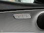 Mercedes-Benz E-klasse 220 d 220 d Ambition | Leder | HUD | Widescreen | Trekhaak | Camera | Stoelverwarming | LED | Sfeerverlichting | Apple Carplay/Android Auto | 19"