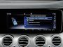 Mercedes-Benz E-klasse 220 d 220 d Ambition | Leder | HUD | Widescreen | Trekhaak | Camera | Stoelverwarming | LED | Sfeerverlichting | Apple Carplay/Android Auto | 19"