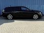 Peugeot 308 SW 1.2 Hybrid 136 e-DCS6 Allure Stoel/stuur verwarming | Carplay | 360° Camera |  | Achterbank in 3 delen neerklapbaar met skiluik | Achterbank in delen neerklapbaar | Achteruitrijcamera