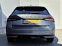 Skoda Octavia Combi 1.5 TSI MHEV Sportline / Fabrieksgarantie t/m 12-2026 / Adaptieve Cruise Control / Navigatie / Apple Carplay/Android Auto / Achteruitrijcamera / Stoelverwarming / Sportstoelen / Elektrische achterklep /