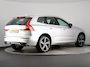 Volvo XC60 2.0 T4 R-Design (Trekhaak / Camera / Carplay / Stoelverwarming / Navi / 21'')