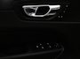 Volvo XC60 2.0 T4 R-Design (Trekhaak / Camera / Carplay / Stoelverwarming / Navi / 21'')