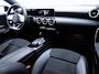 Mercedes-Benz A-klasse 180 Business Solution AMG | Panoramadak | Navigatie | Camera | PDC V+A | Stoelverwarming | Live Traffic Camera, Privacy Glas, Apple Carplay/ Android Auito