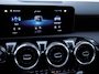 Mercedes-Benz A-klasse 180 Business Solution AMG | Panoramadak | Navigatie | Camera | PDC V+A | Stoelverwarming | Live Traffic Camera, Privacy Glas, Apple Carplay/ Android Auito