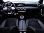 Mercedes-Benz A-klasse 180 Business Solution AMG | Panoramadak | Navigatie | Camera | PDC V+A | Stoelverwarming | Live Traffic Camera, Privacy Glas, Apple Carplay/ Android Auito