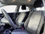 Kia Stonic 1.0 T-GDi MHEV DynamicLine | Navigatie | Parkeer camera | Cruise control | Stoel + Stuur verwarming | DEMO