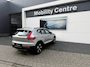 Volvo XC40 B4 Plus Dark | Harman & Kardon Audio | Elektrisch bedienbare trekhaak | Memory