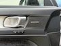 Volvo XC40 B4 Plus Dark | Harman & Kardon Audio | Elektrisch bedienbare trekhaak | Memory
