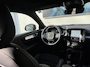Volvo XC40 B4 Plus Dark | Harman & Kardon Audio | Elektrisch bedienbare trekhaak | Schuif-\kanteldak