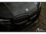 BMW 3-Serie Touring 330e xDrive Business Edition Plus M-sport, 19inch, M performance, trekhaak, panoramadak, sportstoelen