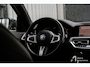 BMW 3-Serie Touring 330e xDrive Business Edition Plus M-sport, 19inch, M performance, trekhaak, panoramadak, sportstoelen