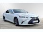 Lexus ES 300h Executive Line