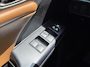 Lexus CT 200h Executive | Leer, Trekhaak, 17 inch, Navigatie, Parkeersensoren, Camera, Licht + Regensensor