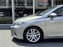 Lexus CT 200h Executive | Leer, Trekhaak, 17 inch, Navigatie, Parkeersensoren, Camera, Licht + Regensensor