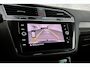 Volkswagen Tiguan 1.4 TSI eHybrid R-Line Business+ | Org. NL | Trekhaak wegklapbaar | Camera