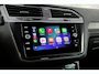 Volkswagen Tiguan 1.4 TSI eHybrid R-Line Business+ | Org. NL | Trekhaak wegklapbaar | Camera