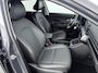 Hyundai Kona Electric EV PREMIUM 65,4 kWh | SoH 97% | LEDER | UNIEKE KM-STAND! | 360 CAMERA | STOELVENTILATIE | MEMORY | ELEKTRISCHE ACHTERKLEP | CLIMA | CRUISE ADAPT. | FABRIEKSGARANTIE GELDIG T/M 8-2028! |