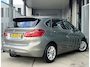 BMW 2-Serie Active Tourer 218i Essential | AUTOMAAT | TREKHAAK | NAVI | PDC | CRUISE CONTROL | CLIMATE CONTROL | LMV 16'' | BLUETOOTH