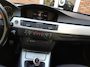 BMW 3-Serie 325i Sportint Navi 18"Vlg Xenon Ecc