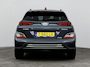 Hyundai Kona Electric EV FASHION 64 kWh | SoH 98%! | 3 FASE | WARMTEPOMP | CAMERA | CLIMA | CRUISE ADAPT. | NAVI | PRIVACY GLASS | DAKRAILING | APPLE CAR PLAY & ANDROID AUTO | DODEHOEK DETECTIE | PDC | 17'' LM VELGEN | ALL SEASONS | FABRIEKSGARANTIE GELDIG T/M 7-2028! |