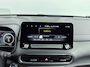 Hyundai Kona Electric EV FASHION 64 kWh | SoH 96,3%! | 3 FASE | WARMTEPOMP | CAMERA | CLIMA | CRUISE ADAPT. | NAVI | PRIVACY GLASS | DAKRAILING | APPLE CAR PLAY & ANDROID AUTO | DODEHOEK DETECTIE | PDC | 17'' LM VELGEN | ALL SEASONS | FABRIEKSGARANTIE GELDIG T/M 7-2028! |
