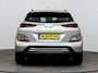 Hyundai Kona Electric EV COMFORT 64 kWh | 3 FASE | WARMTEPOMP | CAMERA | CLIMA | CRUISE ADAPT. | NAVI | PRIVACY GLASS | DAKRAILING | APPLE CAR PLAY & ADROID AUTO | PDC | 17'' LM VELGEN | ALL SEASONS |