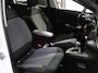 Citroën C3 1.2 110PK S&S Shine | AUTOMAAT | AppleCarplay/AndroidAuto | Pannoramadak | Camera | Parkeersensoren | Navigatie | AUTOMAAT | LEER/Stof | Isofix | Privacy Glass | Parkeersensoren |