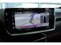 Peugeot 208 1.2 Hybrid 110 e-DCS6 GT | Cruise Control | 360 Camera | Keyless | LED | Navi | Carplay | Climate | 17 Inch | Dodehoekdetectie |