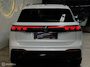Volkswagen Tiguan 1.5 eTSI 3x R-Line Panorama/Keyless/HUD/H&K/Trekhaak