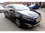 Peugeot 308 1.2 PureTech Allure. Eerste eigenaar, dealeronderhouden, panoramadak.