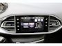 Peugeot 308 1.2 PureTech Allure. Eerste eigenaar, dealeronderhouden, panoramadak.