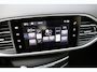 Peugeot 308 1.2 PureTech Allure. Eerste eigenaar, dealeronderhouden, panoramadak.