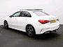 Mercedes-Benz A-klasse 250 e Business Solution AMG | Panoramadak | Trekhaak | Alarm | Sfeerverlichting | Distronic | Keyless Go | Stuur en Stoelverwarming | CarPlay | Inclusief 24 maanden Mercedes-Benz Certified garantie voor Europa.