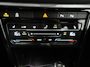 Volkswagen T-Roc 1.5 TSI R-Line Edition Edition | IQ Light | Trekhaak | Camera | ACC | Ergo-active 2025 km 17.000 Nap