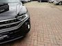 Volkswagen T-Roc 1.5 TSI R-Line Edition Edition | IQ Light | Trekhaak | Camera | ACC | Ergo-active 2025 km 17.000 Nap