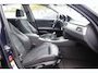 BMW 3-Serie 320i Dynamic Executive | Sportstoelen | Climate control | Cruise control | Trekhaak | Lederen/stof bekleding