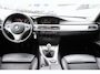 BMW 3-Serie 320i Dynamic Executive | Sportstoelen | Climate control | Cruise control | Trekhaak | Lederen/stof bekleding
