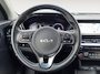 Kia Niro EV e-Niro DynamicLine 64 kWh | Climate control | Navigatie | 17 inch LM-velgen | Keyless | AppleCarPlay-Android Auto | Parkeercamera | SOH 99.3% |