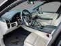 Porsche Cayenne Coupé 3.0 E-Hybrid / Trekhaak / Panoramadak / 360Camera / Head-up / Softclose / 21'' / Achterasbesturing / Sportuitlaat / Keyless / Bose / Luchtvering / Matrix LED / Sportdesign+Chrono / Stoel+Stuurverwarming /