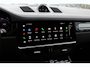 Porsche Cayenne Coupé 3.0 E-Hybrid Platinum Edition / SoH 90,9% / Panoramadak / 360Camera / Luchtvering / 21'' / Sfeerverlichting / Sportchrono / Bose / Keyless / Sportuitlaat / Dodehoek / DAB / Stoelverwarming / ACC