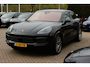 Porsche Cayenne Coupé 3.0 E-Hybrid Platinum Edition / SoH 90,9% / Panoramadak / 360Camera / Luchtvering / 21'' / Sfeerverlichting / Sportchrono / Bose / Keyless / Sportuitlaat / Dodehoek / DAB / Stoelverwarming / ACC