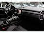Porsche Cayenne Coupé 3.0 E-Hybrid Platinum Edition / SoH 90,9% / Panoramadak / 360Camera / Luchtvering / 21'' / Sfeerverlichting / Sportchrono / Bose / Keyless / Sportuitlaat / Dodehoek / DAB / Stoelverwarming / ACC