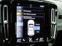 Volvo XC40 1.5 T3 R-Design | Trekhaak | Panoramadak | Harman Kardon Audio | 360 Graden Camera | Keyless Entry | Elektrische Achterklep | Elektrisch Verstelbare Voorstoelen | Stoelverwarming voor en achter | Parkeerverwarming | Cruise Control Adaptief | BLIS | Navigatie