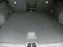 Volvo XC40 1.5 T3 R-Design | Trekhaak | Panoramadak | Harman Kardon Audio | 360 Graden Camera | Keyless Entry | Elektrische Achterklep | Elektrisch Verstelbare Voorstoelen | Stoelverwarming voor en achter | Parkeerverwarming | Cruise Control Adaptief | BLIS | Navigatie